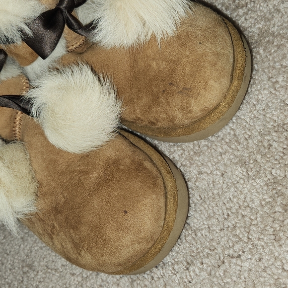 Ugg Boots Sz 5 - Picture 2 of 9